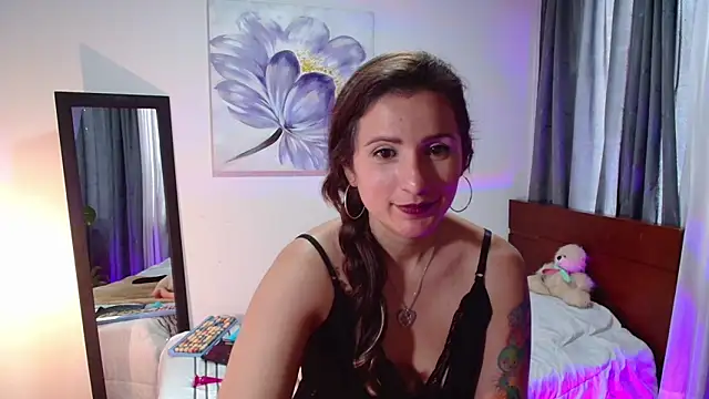 Snapshot of vanessabrown_ chatting on February 2025 04:11:02 PM vanessabrown online show from February 2025 04:11:02 PM