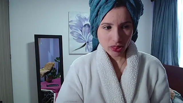 Snapshot of vanessabrown_ chatting on February 2025 12:57:02 PM vanessabrown online show from February 2025 12:57:02 PM