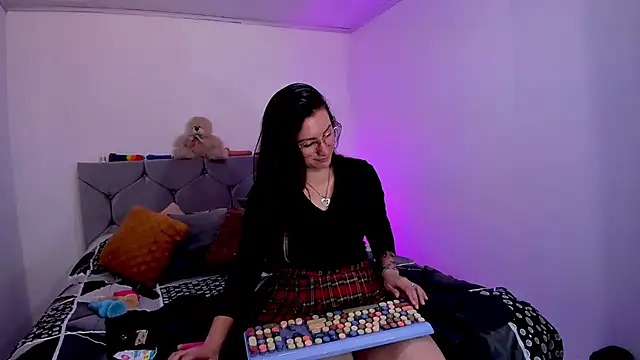 Snapshot of vanessabrown_ chatting on September 2025 06:35:01 PM vanessabrown online show from September 2025 06:35:01 PM