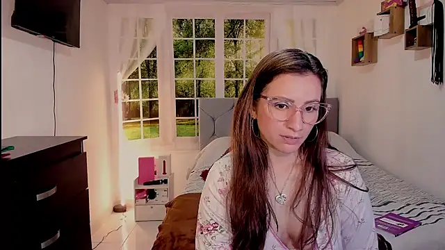 Snapshot of vanessabrown_ chatting on June 2026 05:22:02 PM vanessabrown online show from June 2026 05:22:02 PM