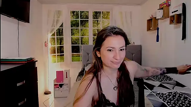 Snapshot of vanessabrown_ chatting on July 2026 02:34:01 PM vanessabrown online show from July 2026 02:34:01 PM