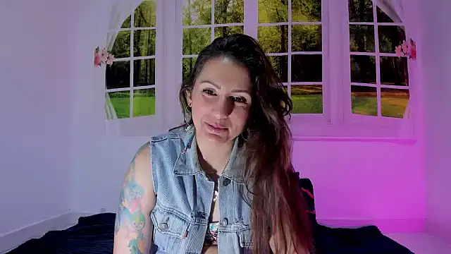 Snapshot of vanessabrown_ chatting on July 2026 01:59:02 PM vanessabrown online show from July 2026 01:59:02 PM