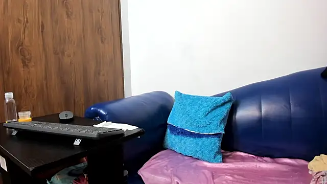 Mature Skinny online show from October 2025 07:05:02 AM