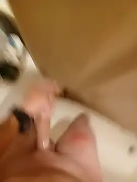 Snapshot of MrDaRkO_420 chatting on October 2025 12:44:01 AM MrDaRkO 420 online show from October 2025 12:44:01 AM