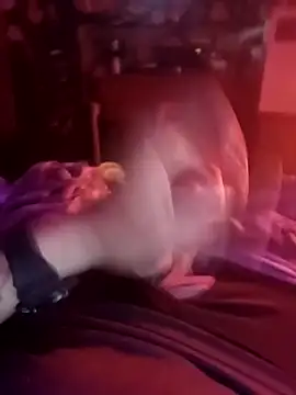 Snapshot of MrDaRkO_420 chatting on November 2025 10:48:01 PM MrDaRkO 420 online show from November 2025 10:48:01 PM