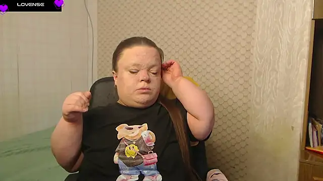 Janiffer MiMi online show from April 2026 05:51:02 AM