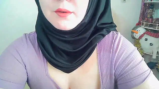 PinkPudding online show from December 2024 02:33:02 PM