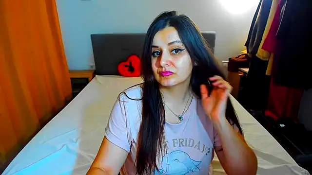 pinupmod online show from February 2025 08:39:01 PM