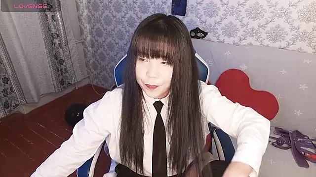 Snapshot of MissValday chatting on November 2025 05:19:01 AM MissValday online show from November 2025 05:19:01 AM