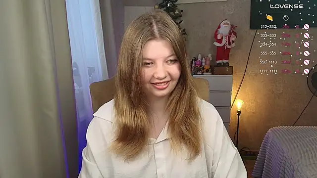 Snapshot of Vivian_cutie chatting on January 2026 12:32:01 PM Vivian cutie online show from January 2026 12:32:01 PM