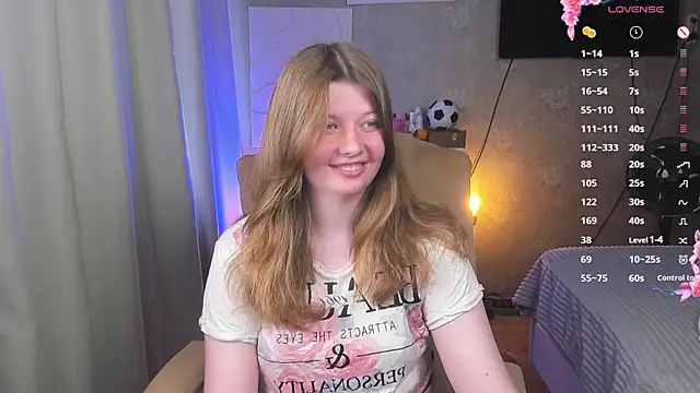 Snapshot of Vivian_cutie chatting on July 2026 06:20:01 PM Vivian cutie online show from July 2026 06:20:01 PM