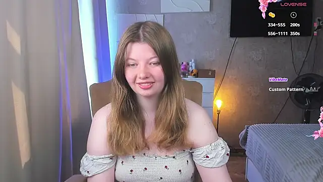 Snapshot of Vivian_cutie chatting on July 2026 10:35:02 AM Vivian cutie online show from July 2026 10:35:02 AM