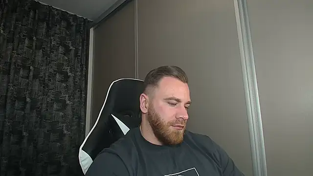 Thori92 online show from March 2025 07:49:02 PM