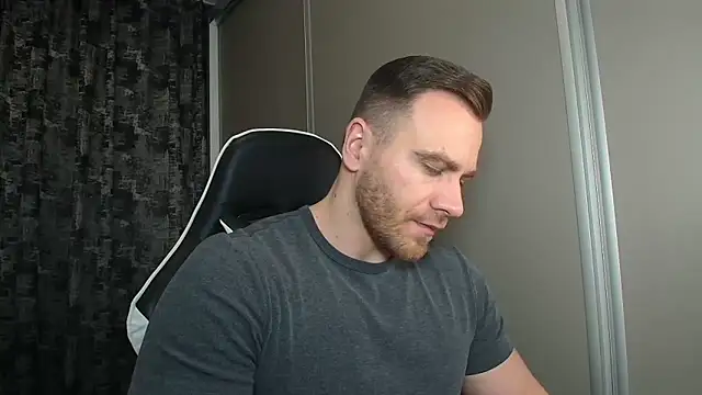 Thori92 online show from March 2026 07:29:01 PM