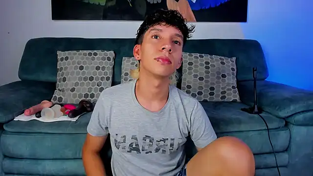 Snapshot of JacoboSwam chatting on December 2024 05:01:01 AM JacoboSwam online show from December 2024 05:01:01 AM