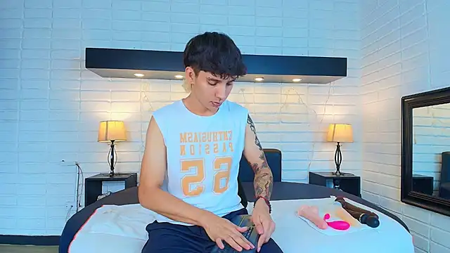 Snapshot of JacoboSwam chatting on December 2024 02:37:02 PM JacoboSwam online show from December 2024 02:37:02 PM