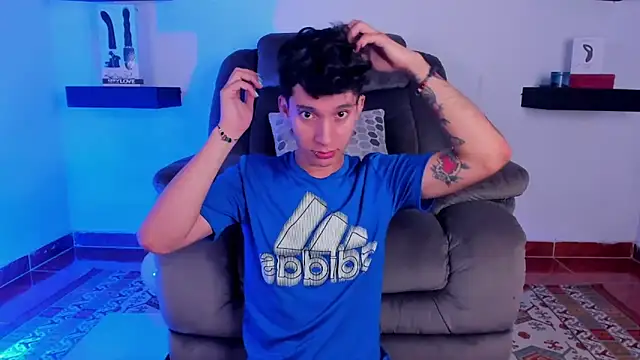 Snapshot of JacoboSwam chatting on January 2025 09:51:01 PM JacoboSwam online show from January 2025 09:51:01 PM