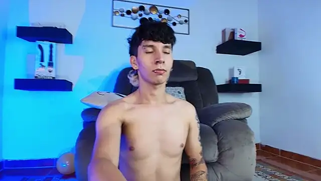 Snapshot of JacoboSwam chatting on January 2025 12:27:01 AM JacoboSwam online show from January 2025 12:27:01 AM