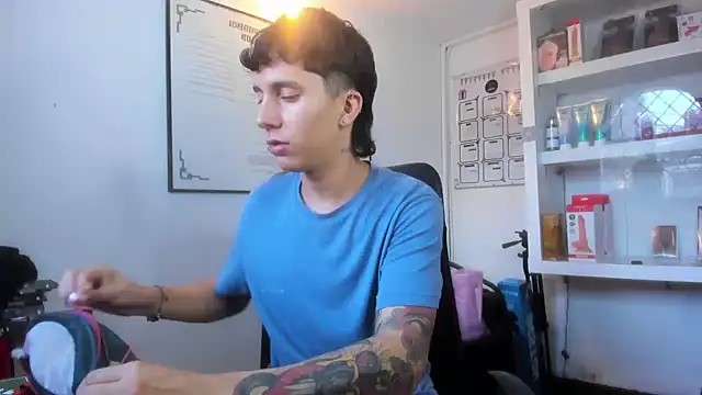 Snapshot of JacoboSwam chatting on October 2025 09:57:01 PM JacoboSwam online show from October 2025 09:57:01 PM