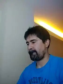 Snapshot of VonDoomdelToro chatting on January 2025 12:31:01 AM VonDoomdelToro online show from January 2025 12:31:01 AM