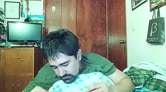 Snapshot of VonDoomdelToro chatting on February 2025 06:11:02 AM VonDoomdelToro online show from February 2025 06:11:02 AM