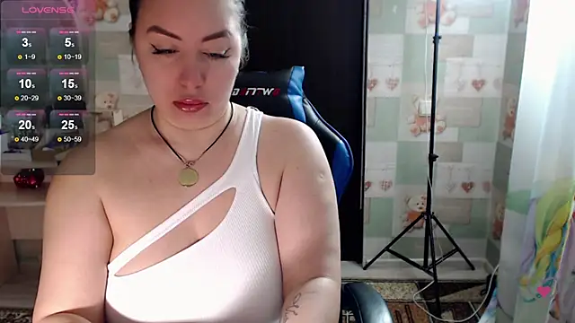 Korolek12 online show from October 2025 04:56:01 AM