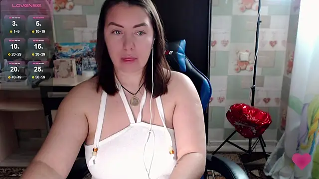 Korolek12 online show from December 2025 02:55:01 PM