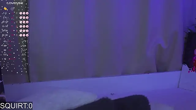 Snapshot of _aleksa_ chatting on October 2025 04:38:01 PM aleksa online show from October 2025 04:38:01 PM