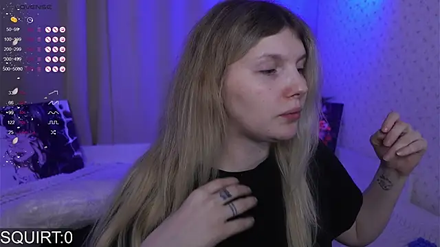 Snapshot of _aleksa_ chatting on November 2025 05:44:01 PM aleksa online show from November 2025 05:44:01 PM