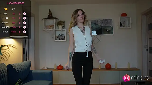 melanielwithu online show from October 2025 11:31:02 AM