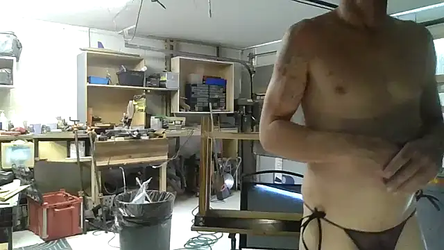 Snapshot of sunburnt602 chatting on May 2026 02:11:01 PM sunburnt602 online show from May 2026 02:11:01 PM