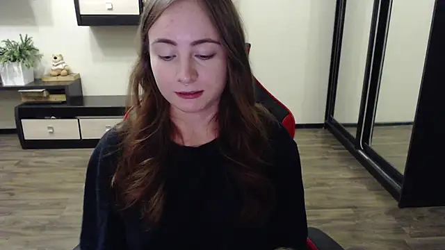 Laralianna online show from September 2025 02:29:02 PM