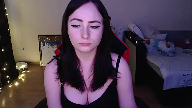 Laralianna online show from January 2026 07:01:02 AM