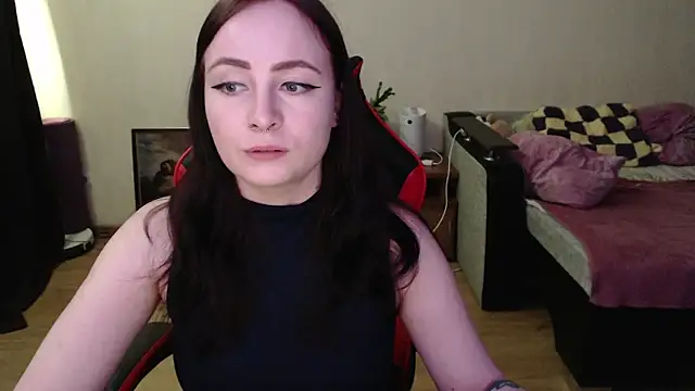 Laralianna online show from April 2026 10:54:01 AM