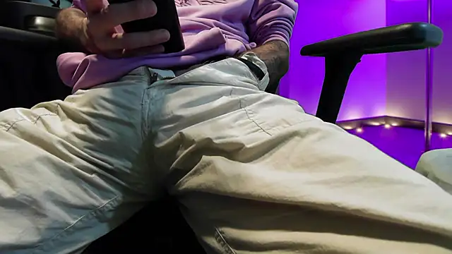 kuruptxxx live online show from November 2025 07:03:01 PM