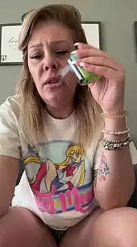 Snapshot of Lexi_Shocker chatting on February 2025 10:20:02 PM Lexi Shocker online show from February 2025 10:20:02 PM