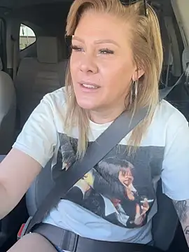 Snapshot of Lexi_Shocker chatting on February 2025 04:42:02 PM Lexi Shocker online show from February 2025 04:42:02 PM