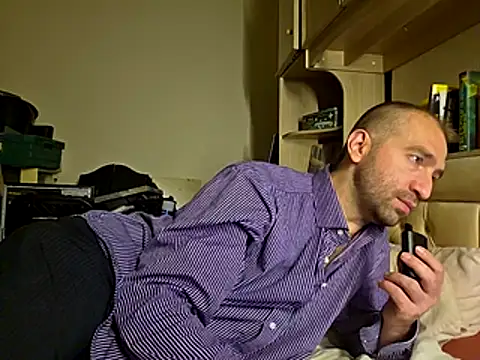 Snapshot of theSmallest-dick chatting on November 2025 03:53:02 AM theSmallest-dick online show from November 2025 03:53:02 AM