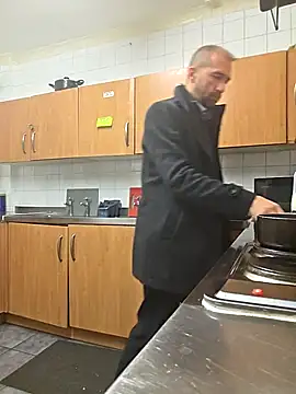 Snapshot of theSmallest-dick chatting on November 2025 09:47:01 PM theSmallest-dick online show from November 2025 09:47:01 PM