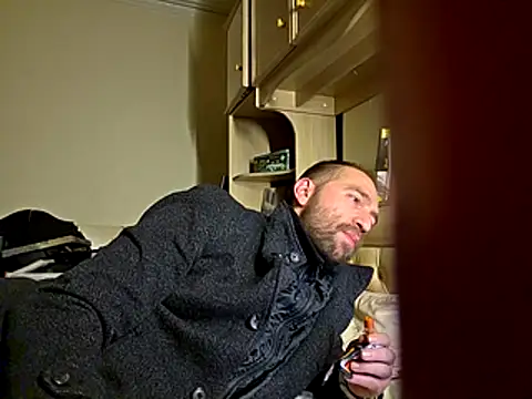 Snapshot of theSmallest-dick chatting on December 2025 02:28:01 AM theSmallest-dick online show from December 2025 02:28:01 AM