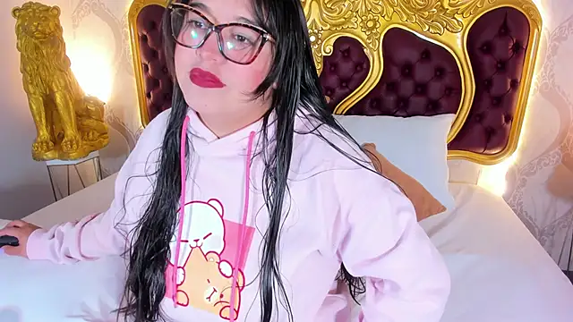 Snapshot of Dulce_26_ chatting on November 2025 10:32:01 PM Dulce 26 online show from November 2025 10:32:01 PM