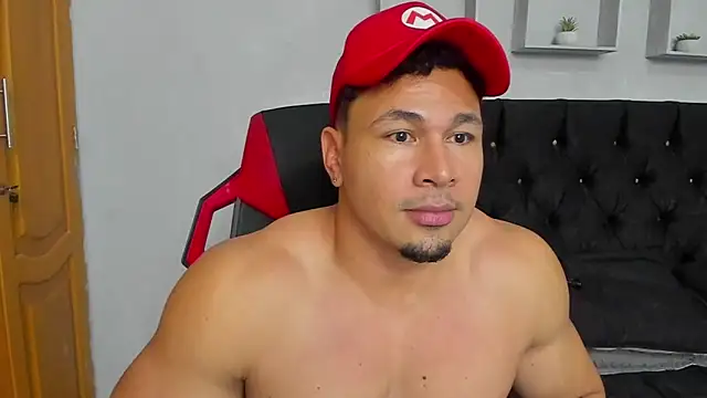 Snapshot of tyler_hank01 chatting on July 2026 05:16:02 PM tyler hank01 online show from July 2026 05:16:02 PM