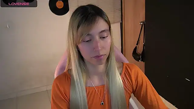 Saucy Jenn online show from June 2026 02:16:02 AM