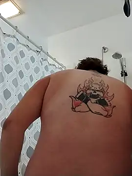 Snapshot of JGRisk chatting on October 2025 12:17:01 PM JGRisk online show from October 2025 12:17:01 PM