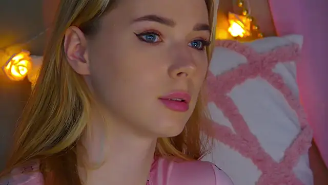 GentleRossi online show from January 2025 07:10:02 PM