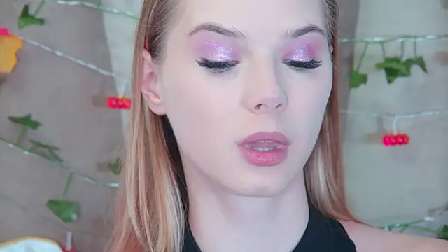 GentleRossi online show from October 2025 03:11:02 PM