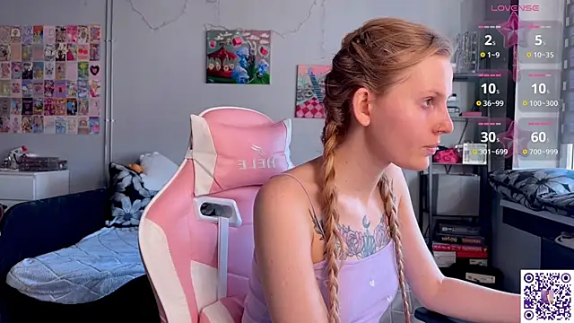 Chanel Gill online show from April 2026 03:59:01 PM