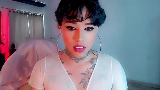 Snapshot of little_star_porn chatting on February 2025 04:14:02 PM little star porn online show from February 2025 04:14:02 PM