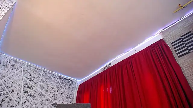 Snapshot of hornytsblonde chatting on September 2025 03:46:02 PM hornytsblonde online show from September 2025 03:46:02 PM