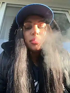 MeghanXO online show from October 2025 01:04:02 PM